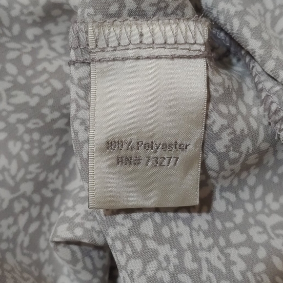 LC Lauren Conrad Short Sleeve Blouse Top M - Picture 9 of 9